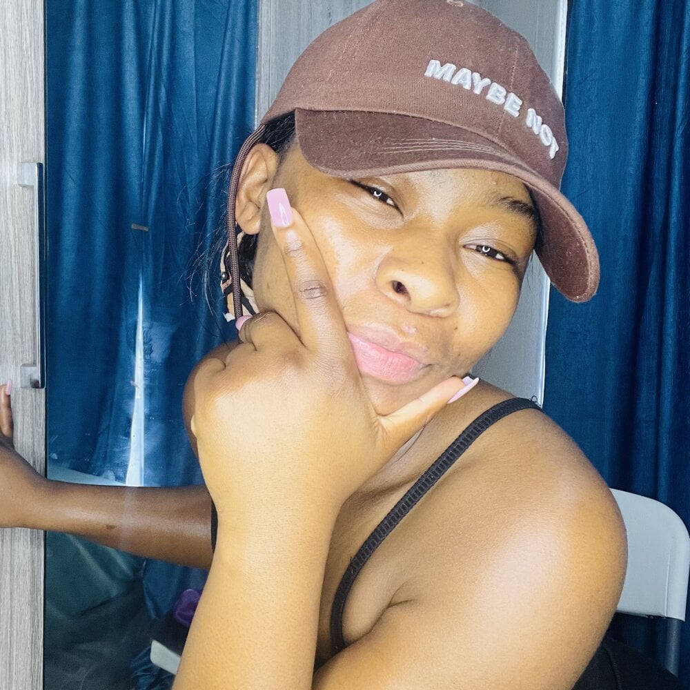 livesex.fan miyaxo2 livesex profile in ebony cams