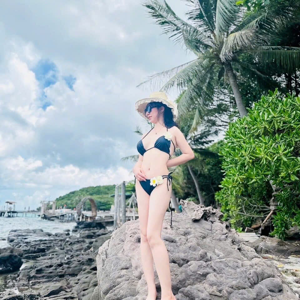 Sunny_Babe01's Offline XXX Chat