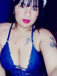 Scarlett-13 élő XXX-chatje