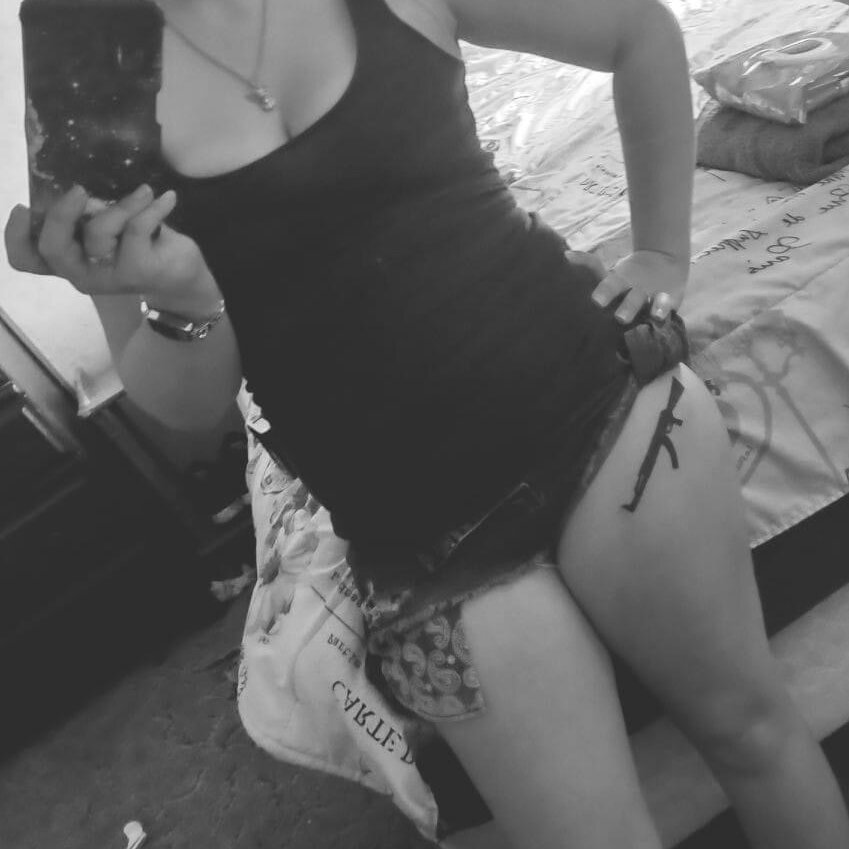 Live sex webcam photo for Bubbles-n-More #290067957