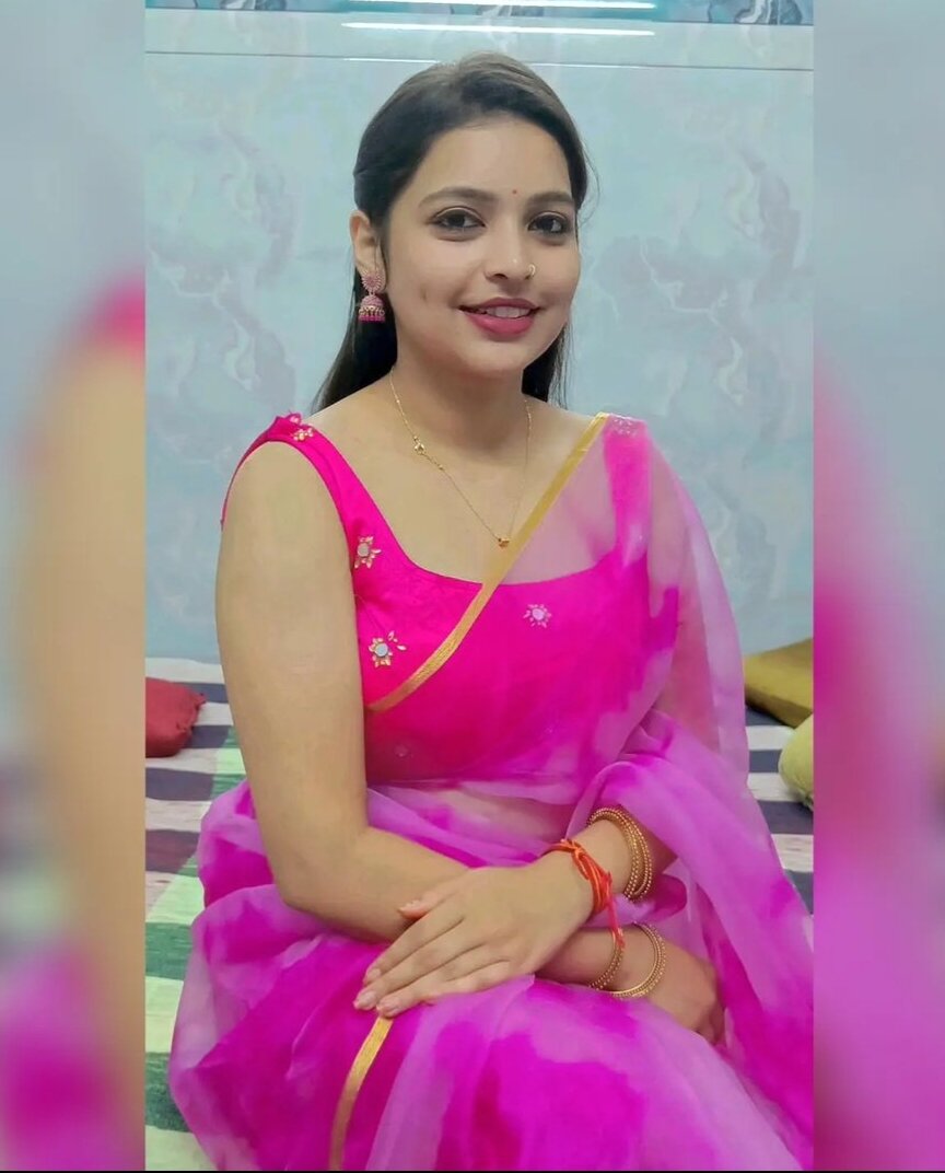 Hott_myraa