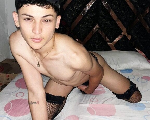 valeri_saenz from stripchat