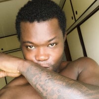 twistaga122's Offline Chat Room