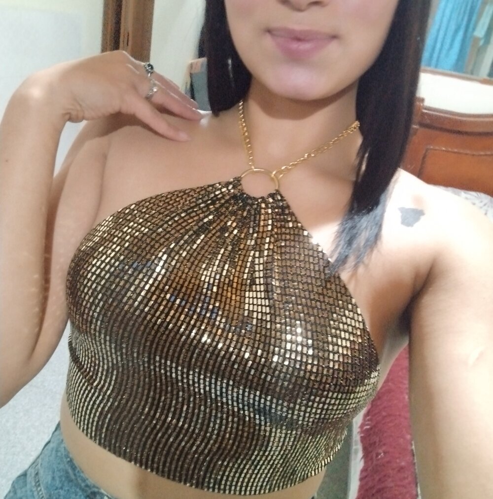 scarlett_yours profile