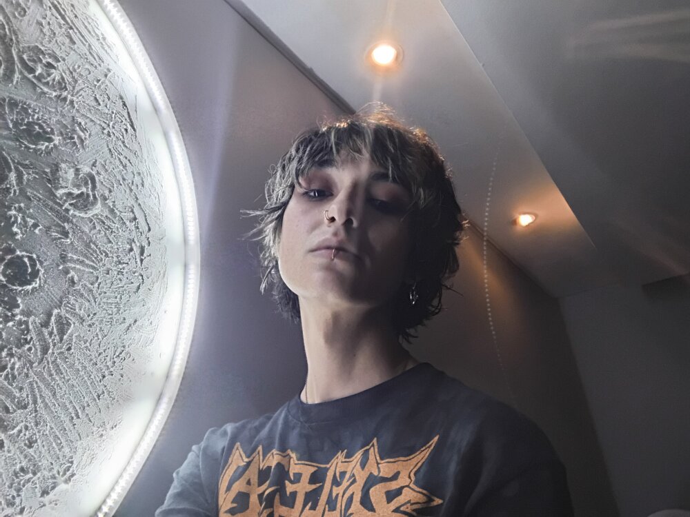 Avril_In_Chains profile