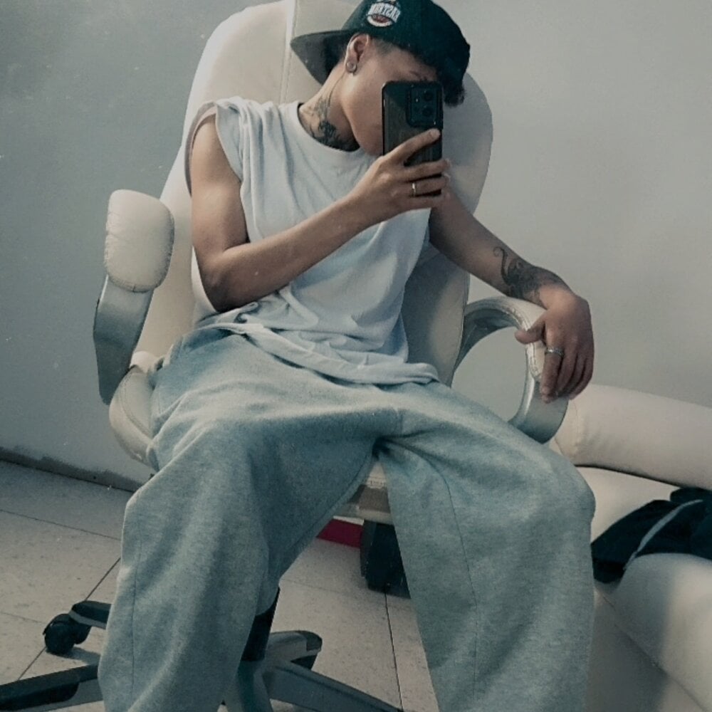 dominic_dark