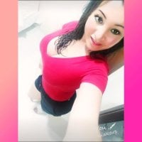 juliana_mature's Offline Chat Room