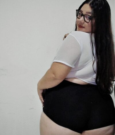 precious_latina from stripchat
