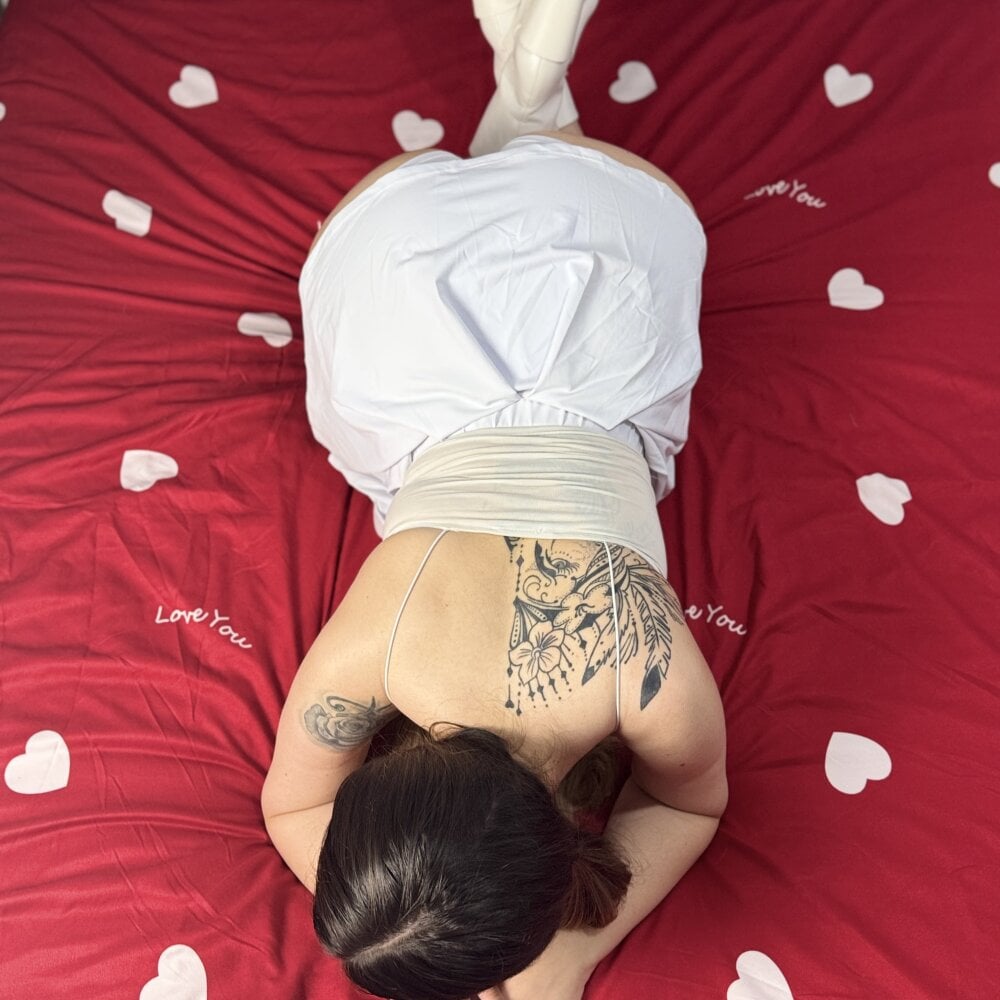 velvet_rae profile