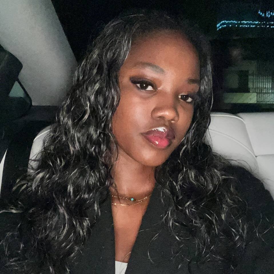 stripchat roseliarufenacht webcam profile pic via webcam-sexe.net