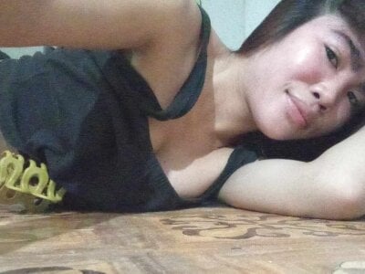 Babe_g1rl Female Brunette Chat Cam