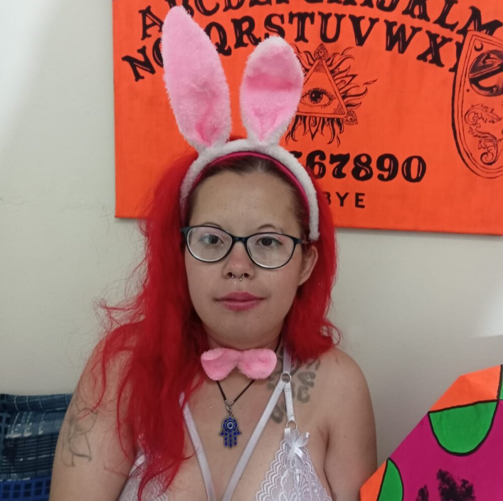 69Classy_fethish_hot's Offline XXX Chat