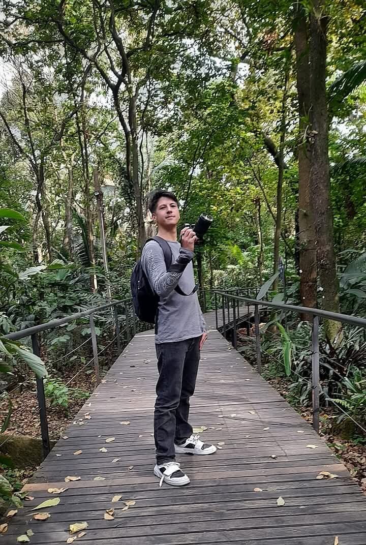 jhonatan_grey1