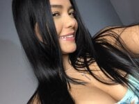 evely_coelloo's Live Sex Cam Show