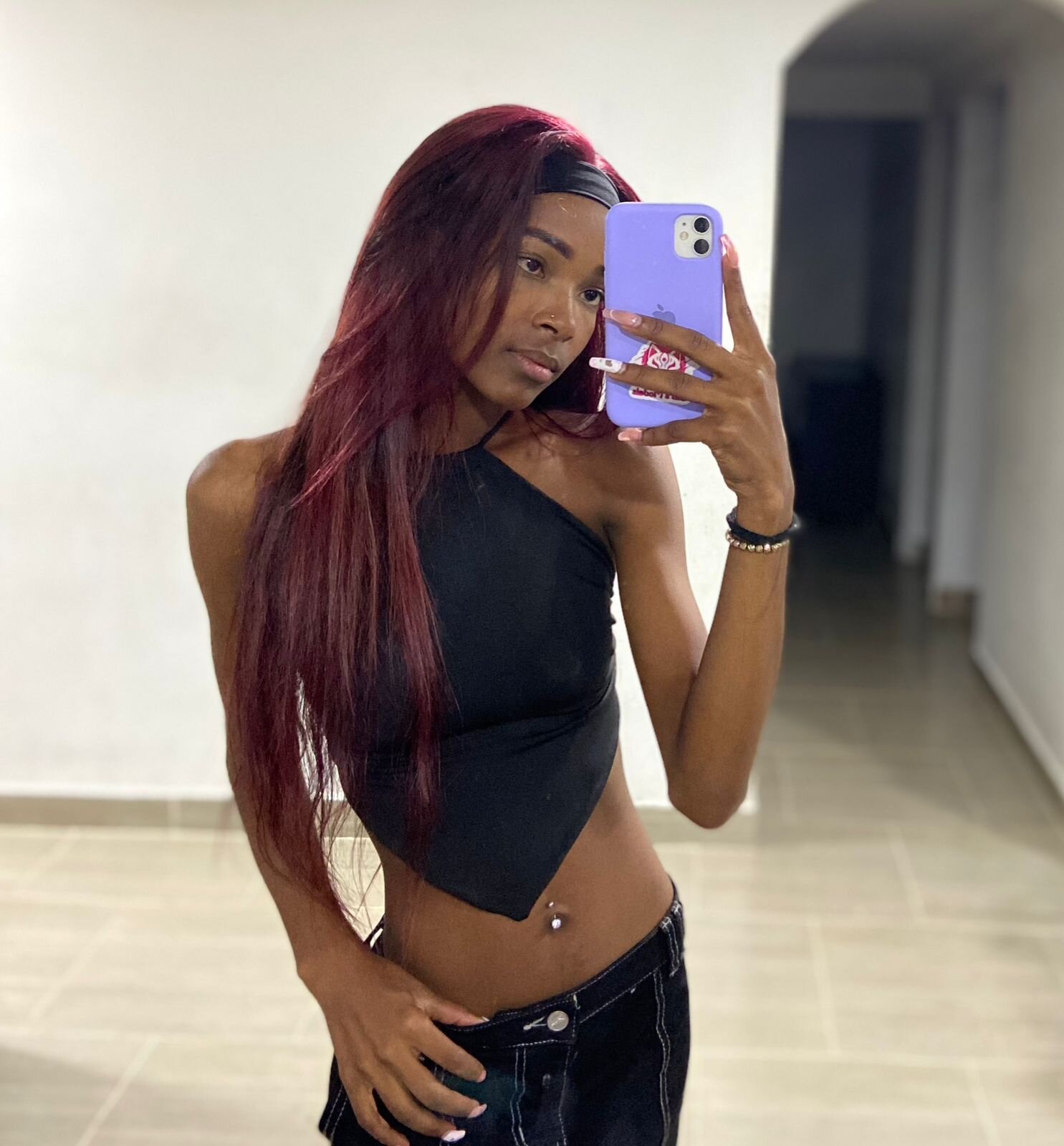 luna_thomson1