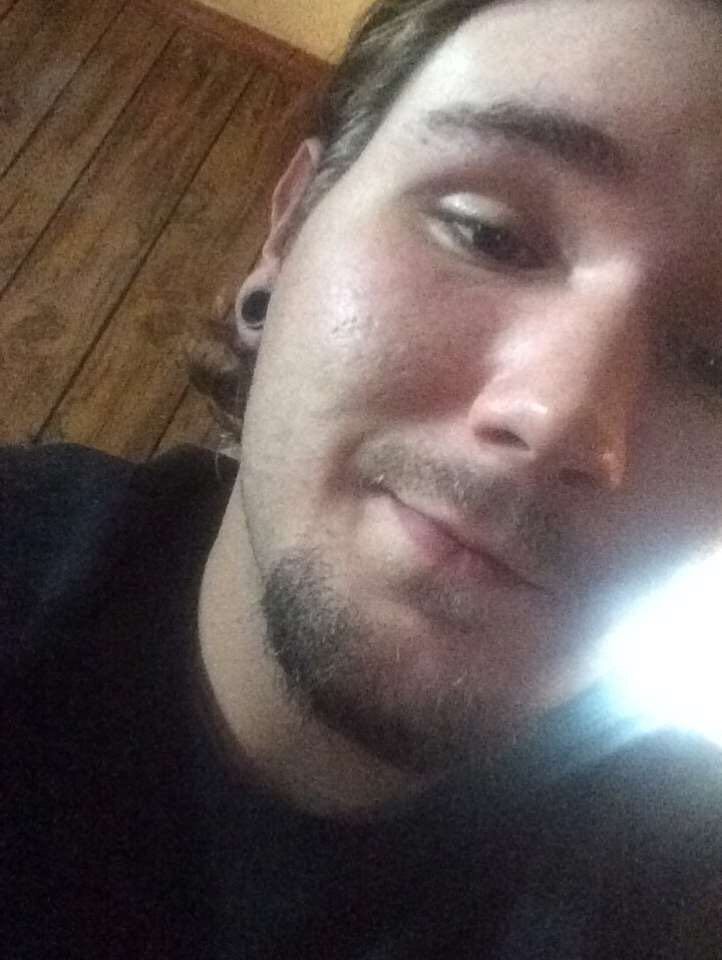 rock_hard4200's Offline XXX Chat