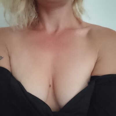 shela from stripchat