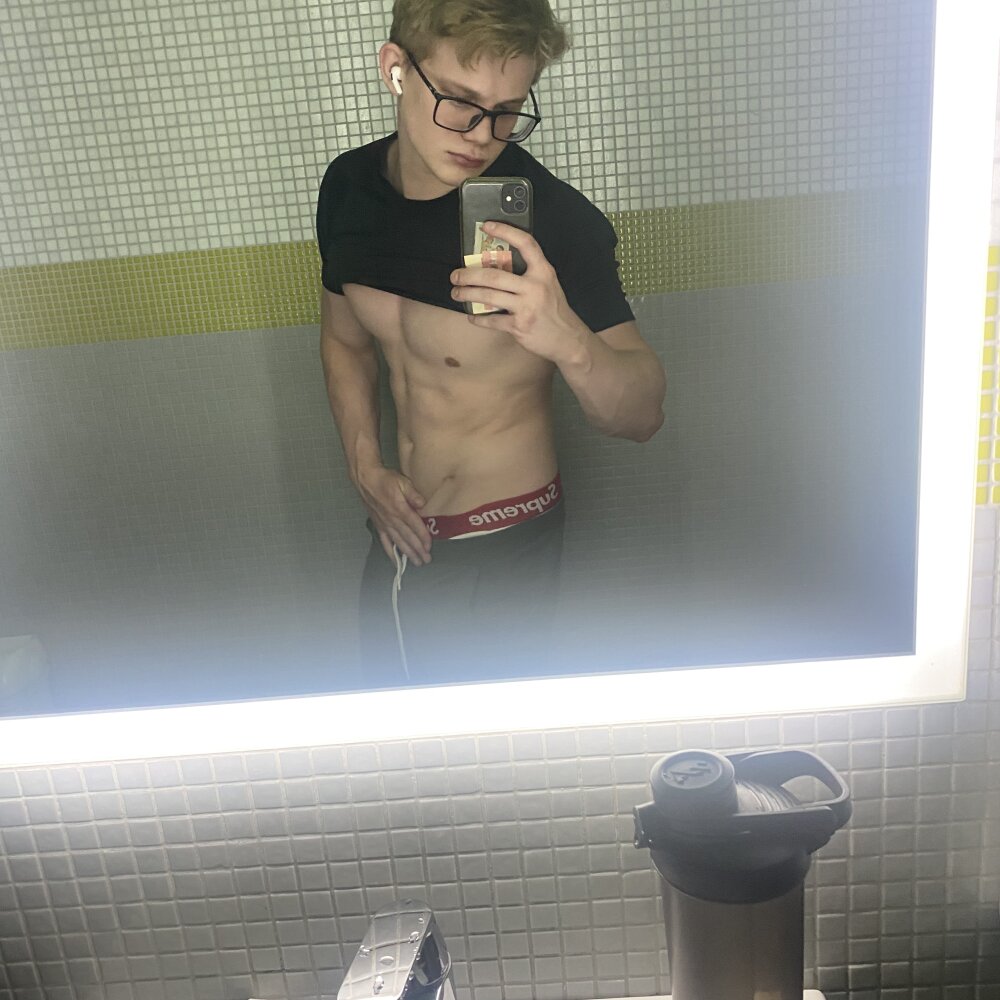 horny_coup's Offline XXX Chat