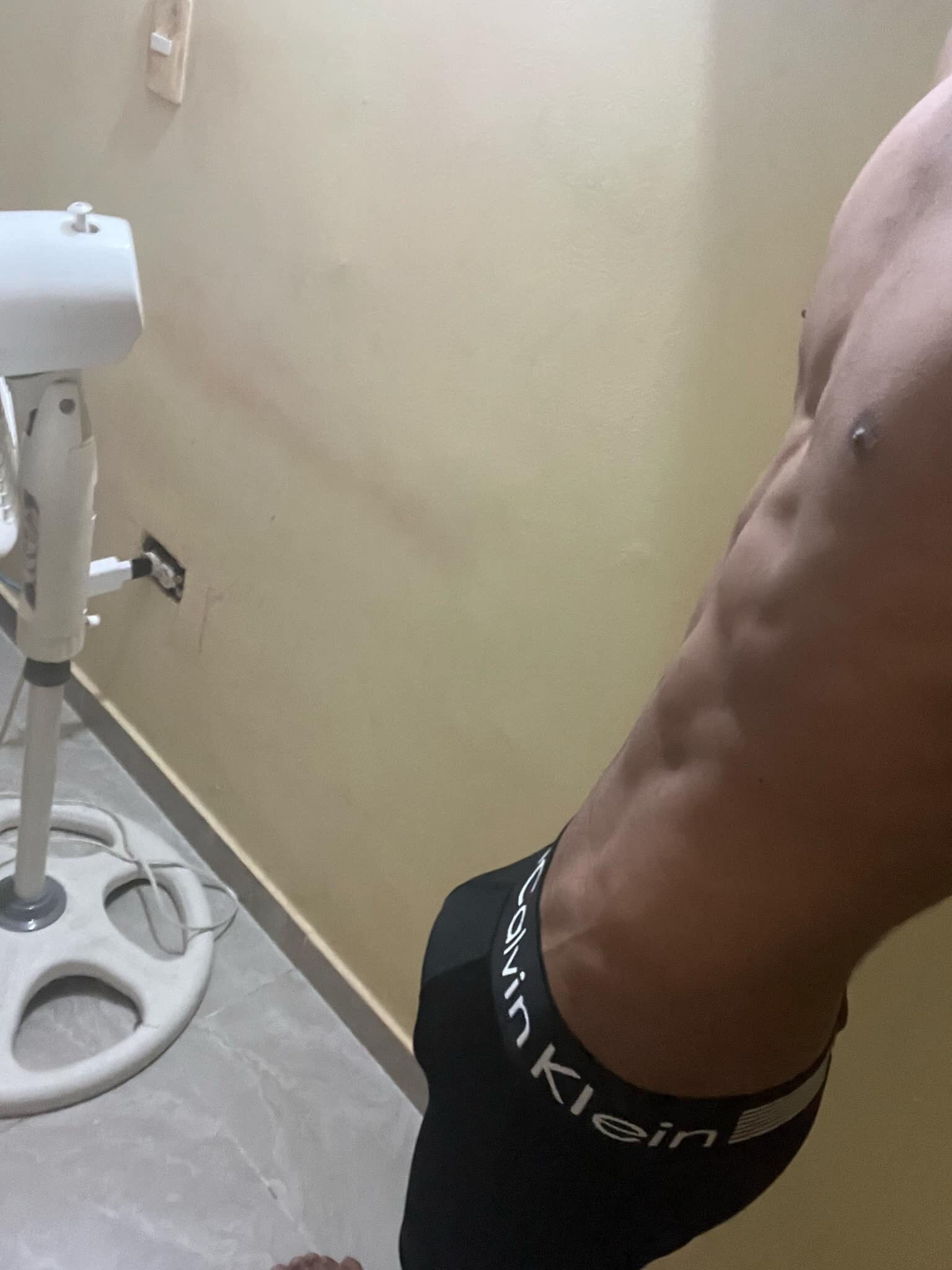 Max_Hot_Latino