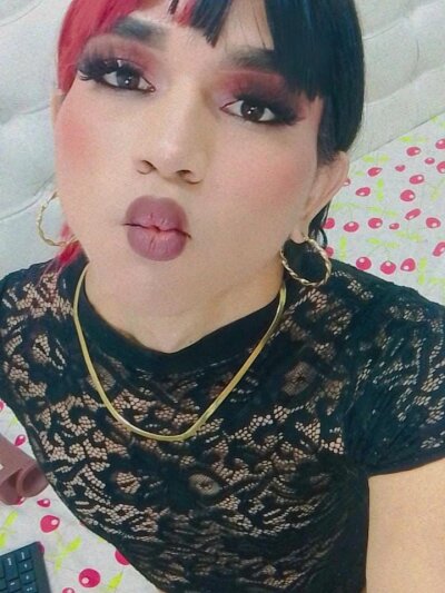 vale_rouse1 from stripchat