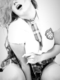 antonhella1's webcam live show