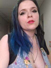 ClaraPeituda's Offline Chat Room
