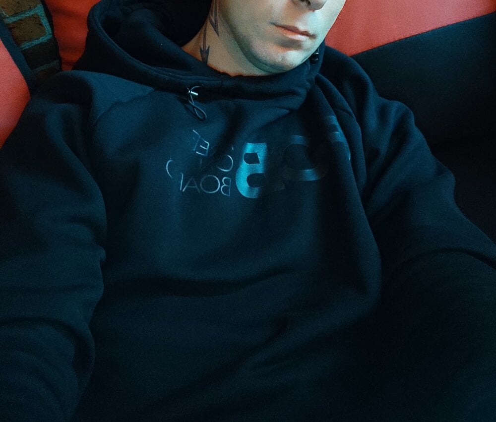 bruno34_ from stripchat