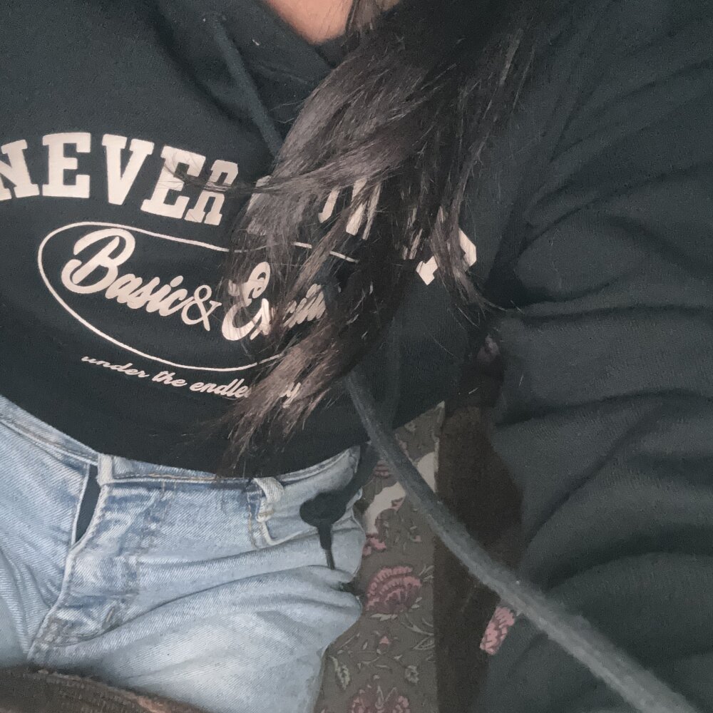 6livesex.com apki_malisha livesex profile in s cams