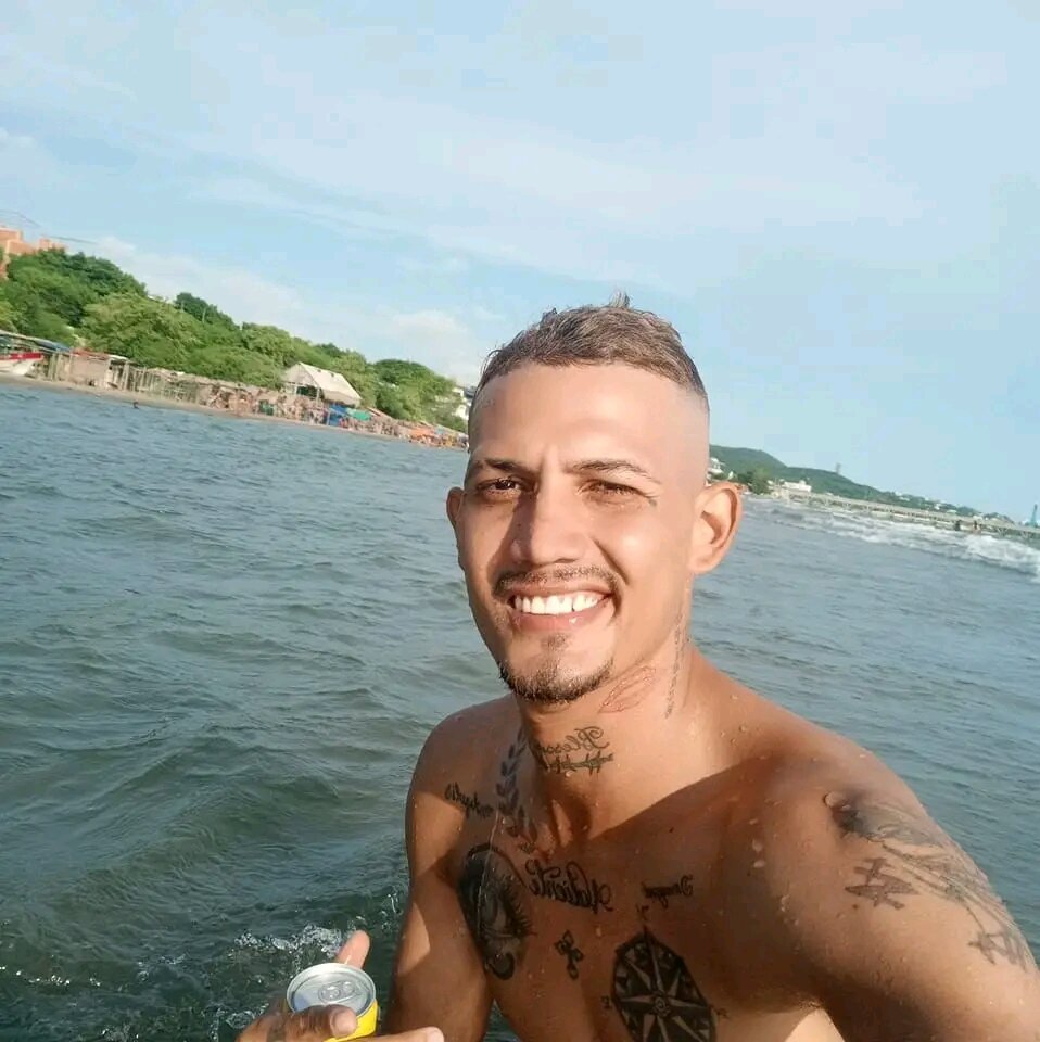 Robert_big_cock24