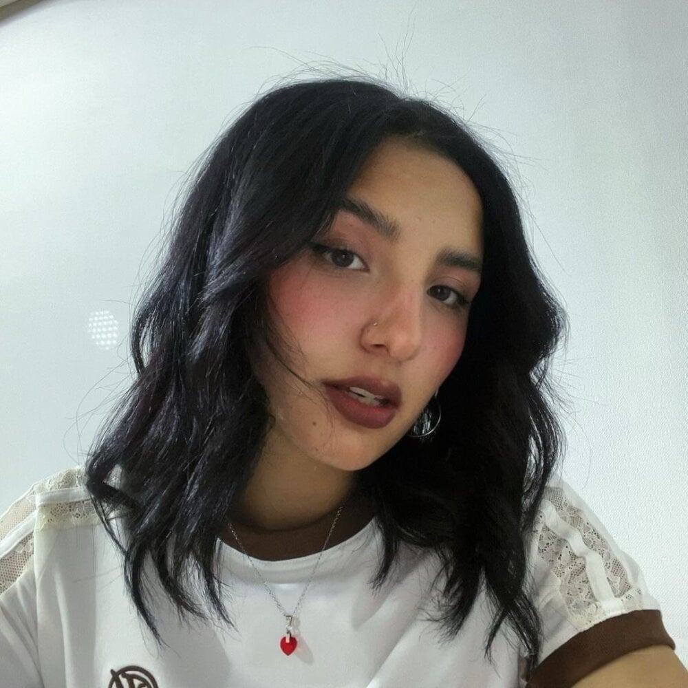 claudina_s from stripchat
