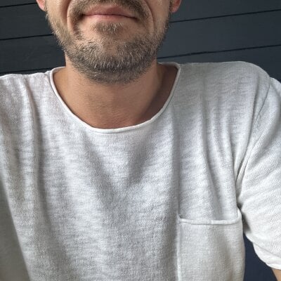 alex_cut from stripchat
