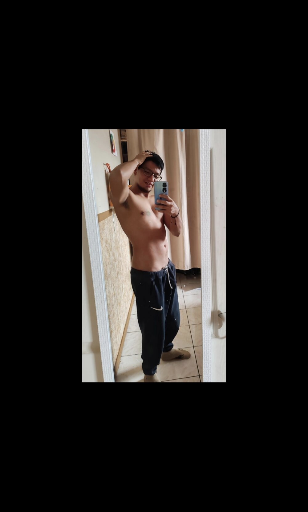 veryposter from stripchat