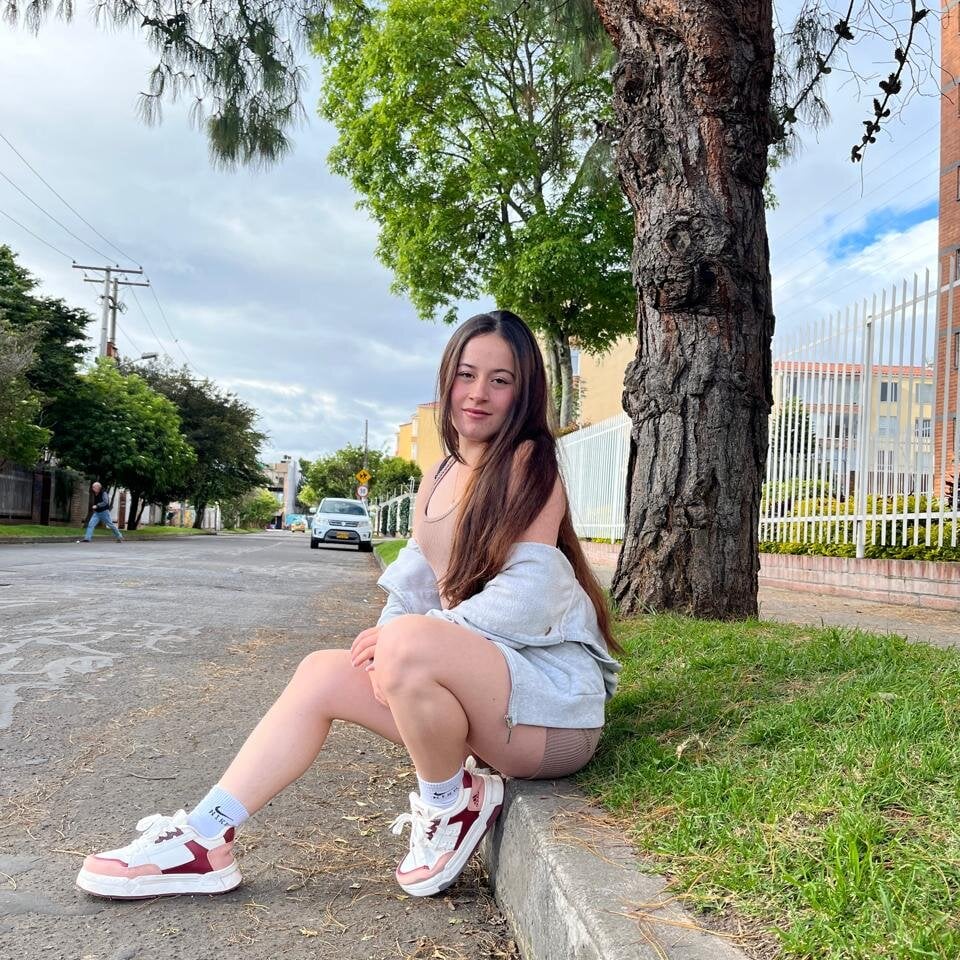 sexcityguide.com hanssel_tess livesex profile in english cams