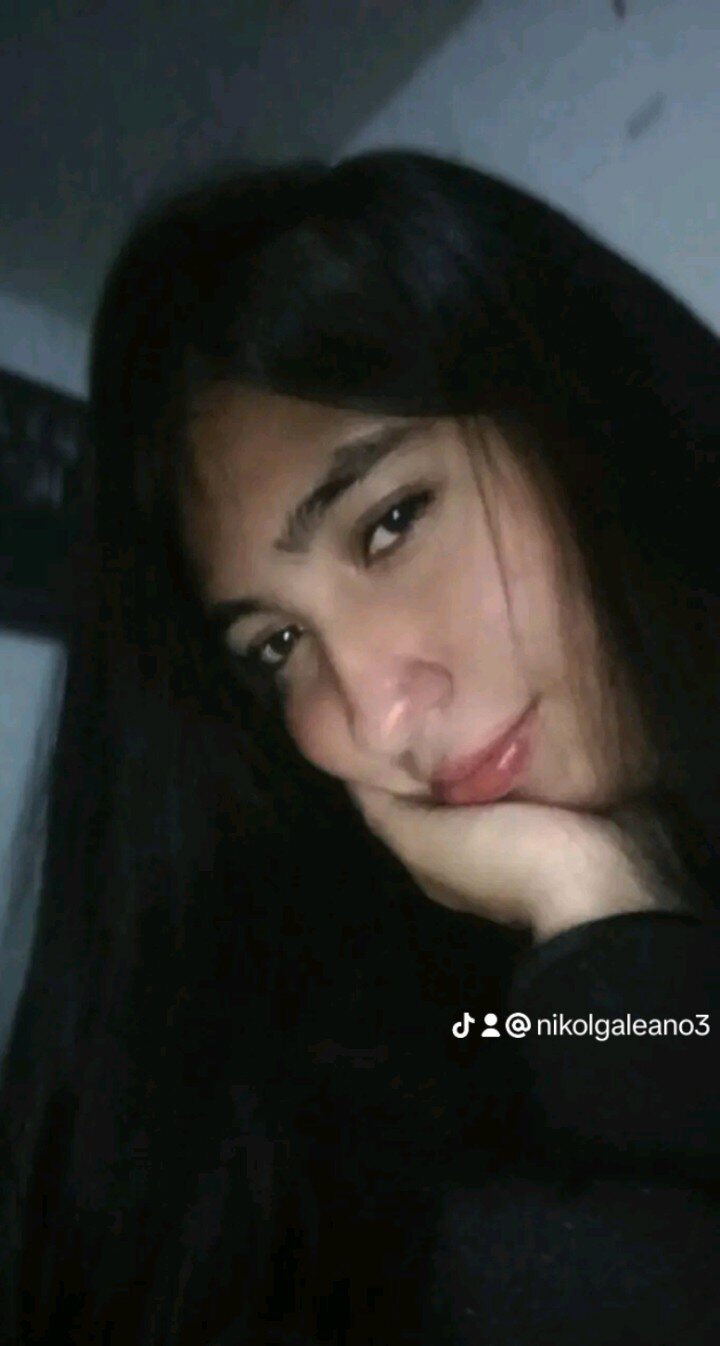 Violet_rousee