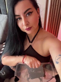 Abril_Luv's webcam live show