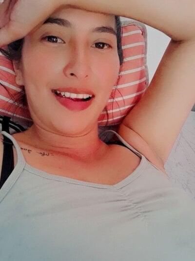 online nude webcam Paola Parada