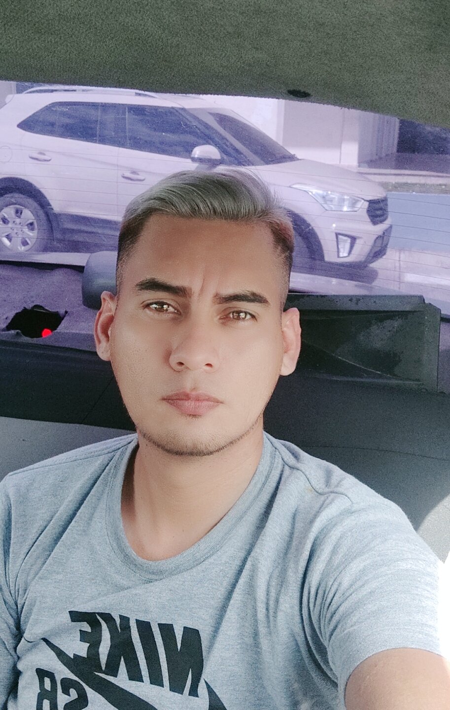 elflaco1292's Offline XXX Chat