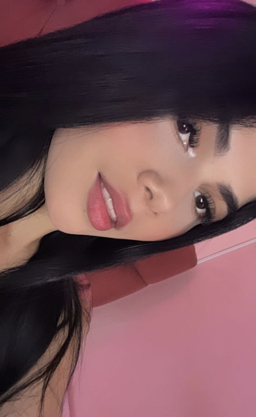 reychell_hot01's chat room