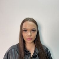 ArianeRlvard's Offline Chat Room