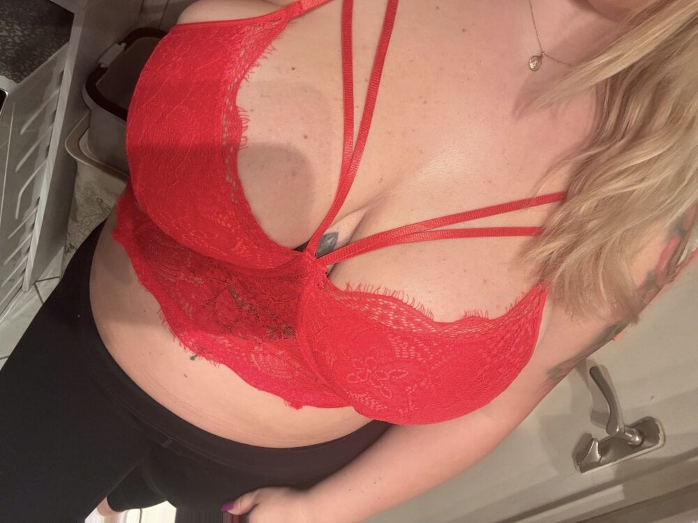 nailarosee from stripchat