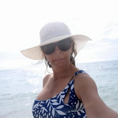 mommysarax - squirt