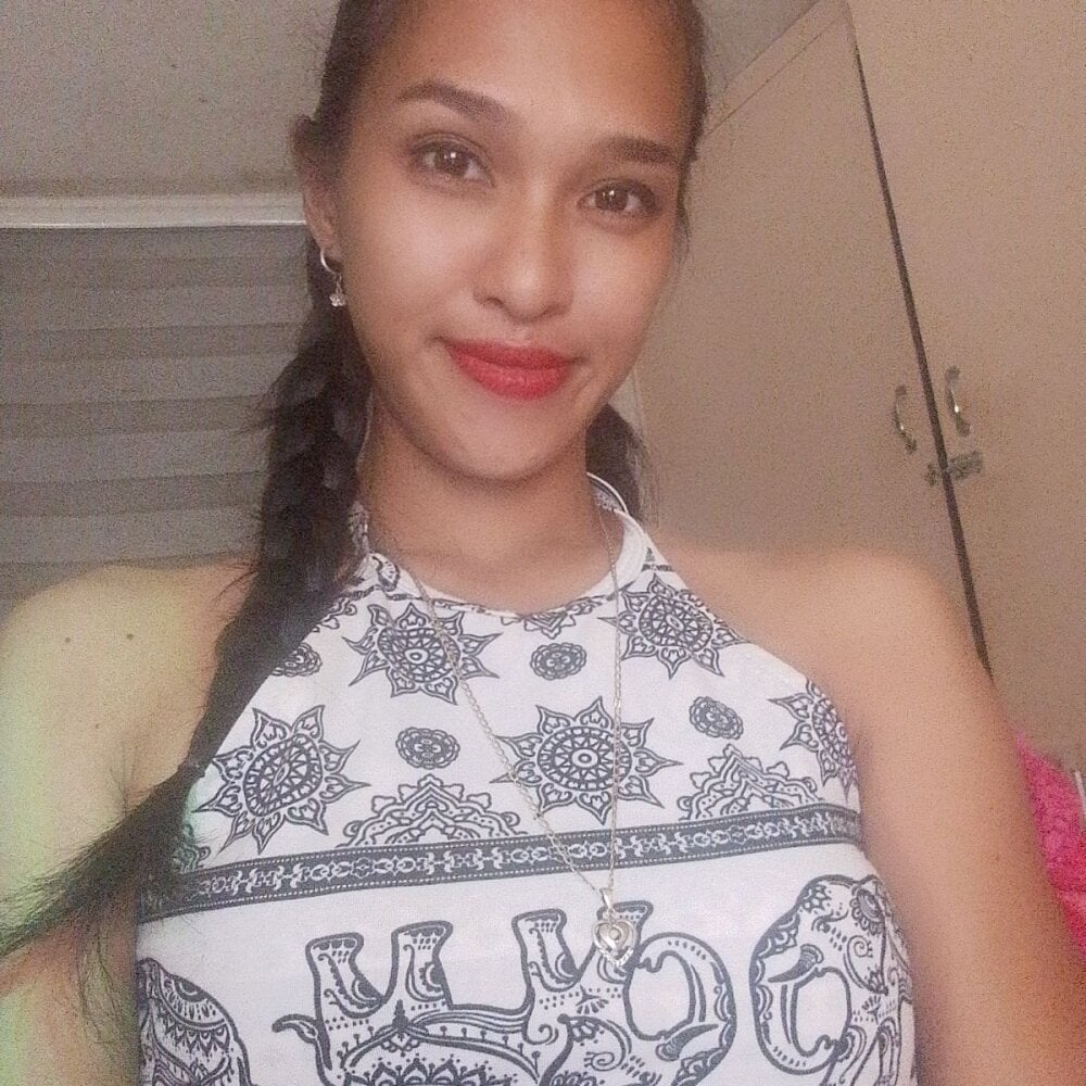 sexlivecamsites.com ruby95 livesex profile in straight cams