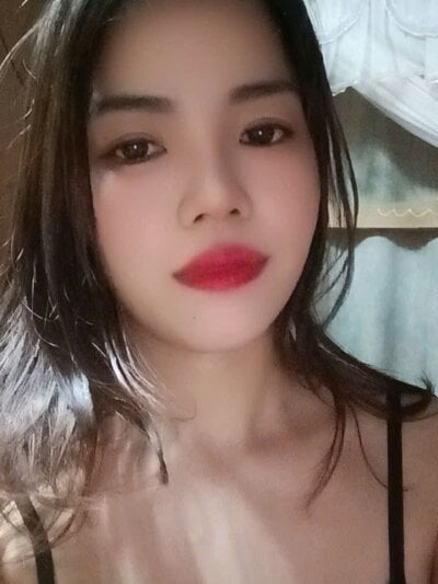 Hana_lu Female Bigtitsanal Online Cam Strip