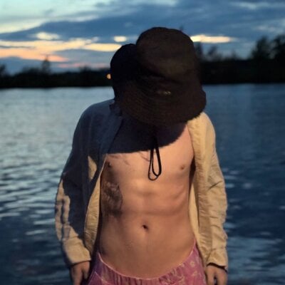 Saenkov Male Twinks Live Cam Striptease