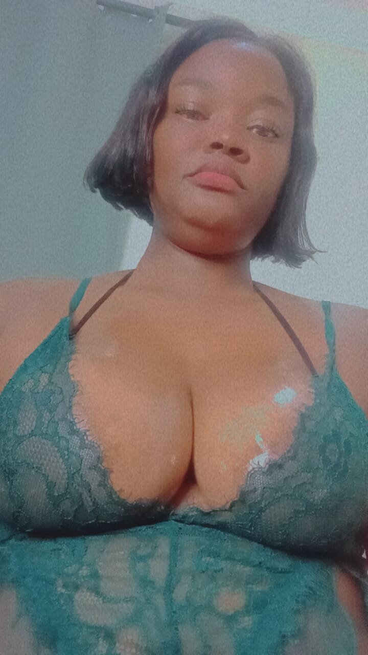 AssQueenXX35