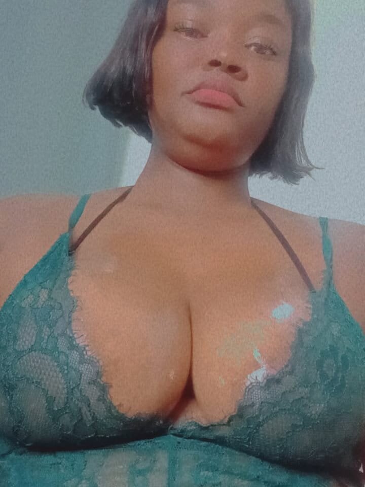 assqueenxx35 from stripchat