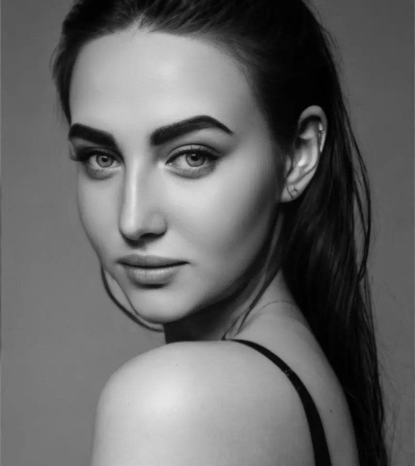 Amy_Yacbeck_lady profile