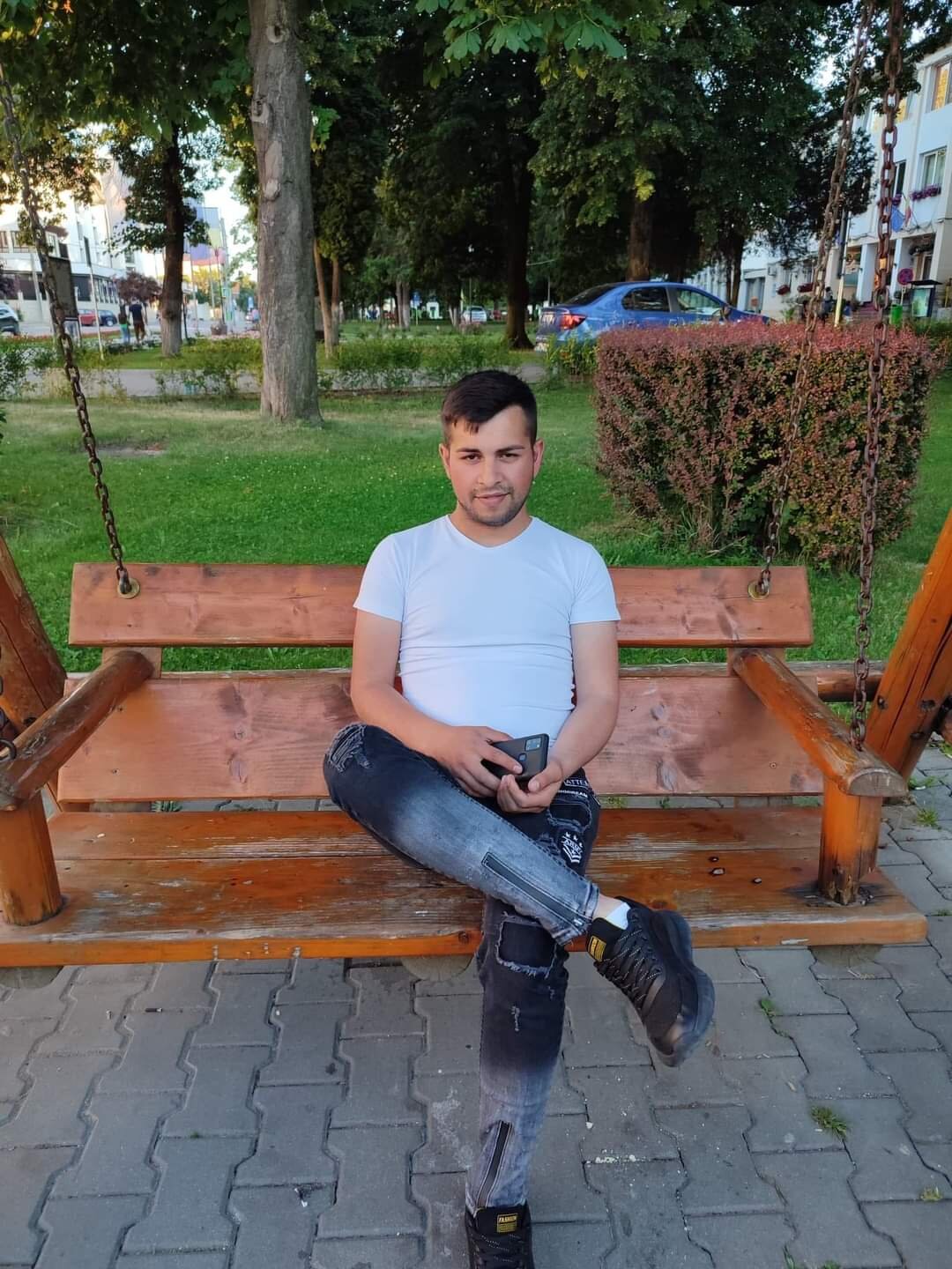 hornny1995 live webcam