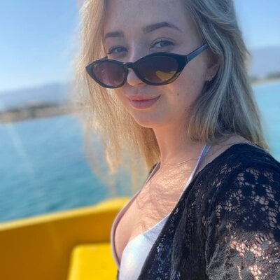 ElsaFrozenGirl Female Young Free Cam Porn