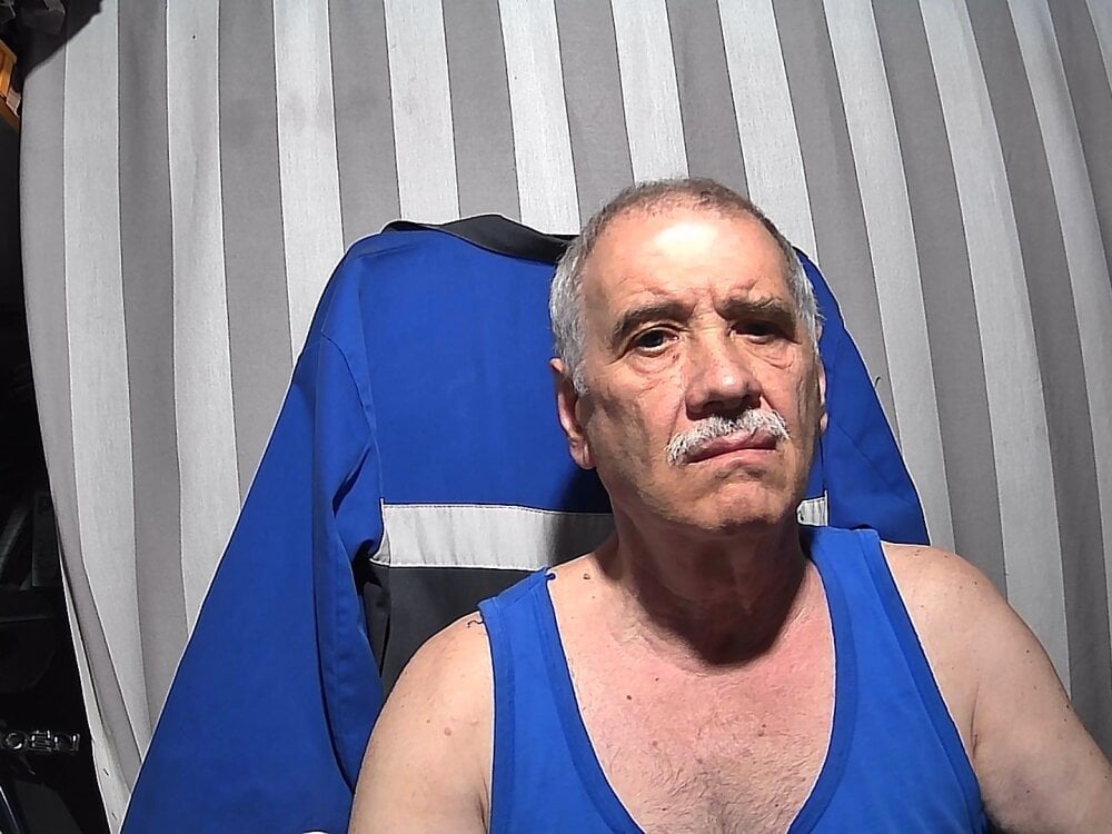 nonnomaturobisex Profile Image